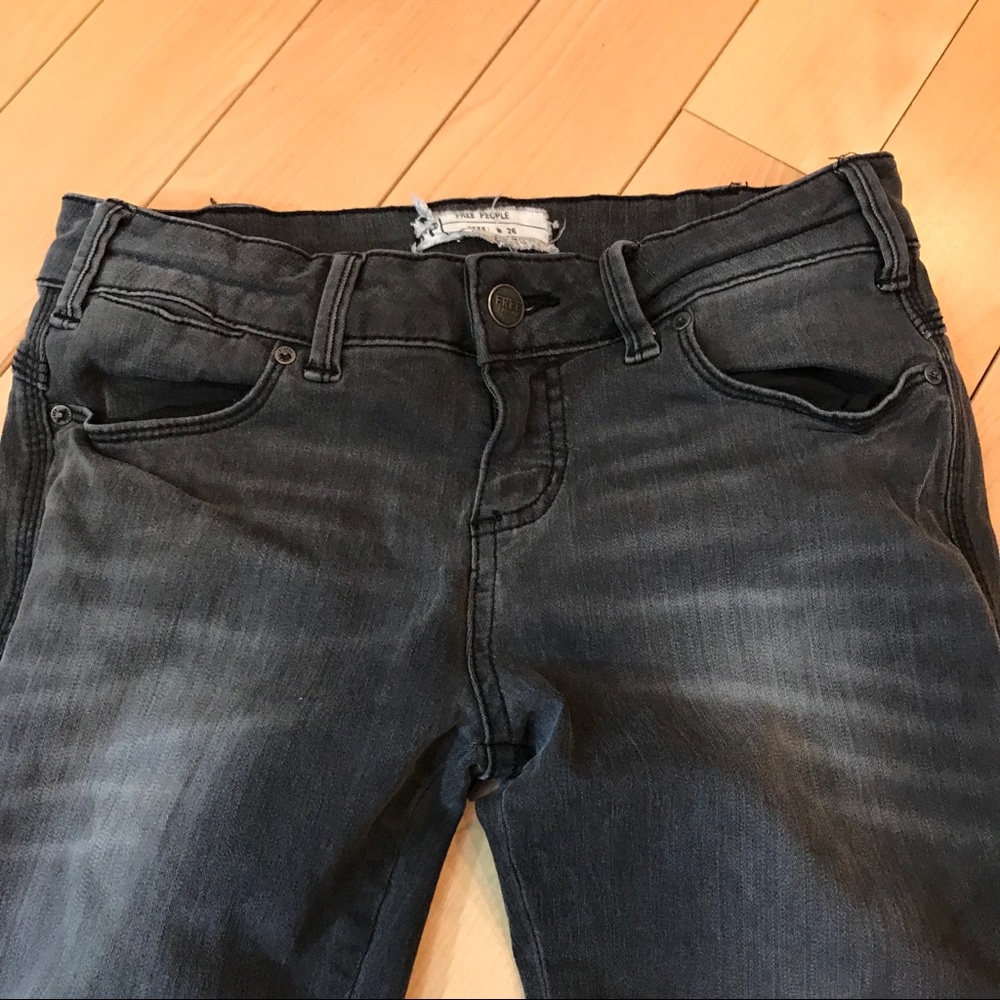 Free People Distressed Skinny Gray Black Jeans 26 - Picture 4 of 8